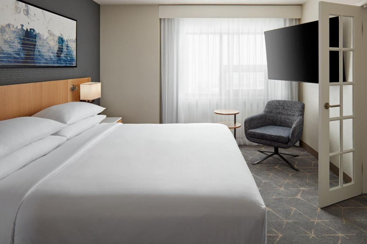 เดลต้า โฮเต็ล บาย แมริออท แคลกรีแอร์พอร์ต อิน-เทอร์มินัล Hotel คาลการี ภายนอก รูปภาพ