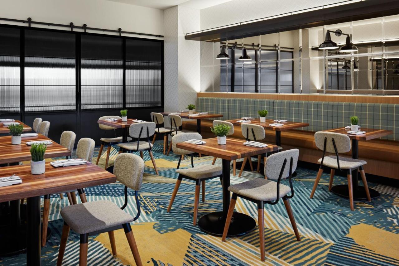 เดลต้า โฮเต็ล บาย แมริออท แคลกรีแอร์พอร์ต อิน-เทอร์มินัล Hotel คาลการี ภายนอก รูปภาพ