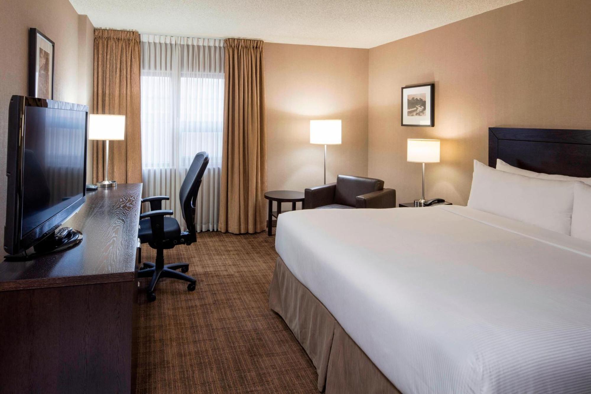 เดลต้า โฮเต็ล บาย แมริออท แคลกรีแอร์พอร์ต อิน-เทอร์มินัล Hotel คาลการี ภายนอก รูปภาพ
